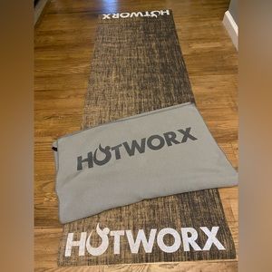 HOTWORX Mat and Towel